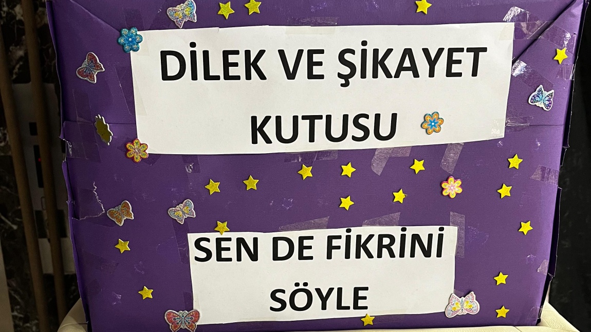 OKUL ÖĞRENCİ MECLİSİMİZDEN DİLEK VE ŞİKAYET KUTUSU